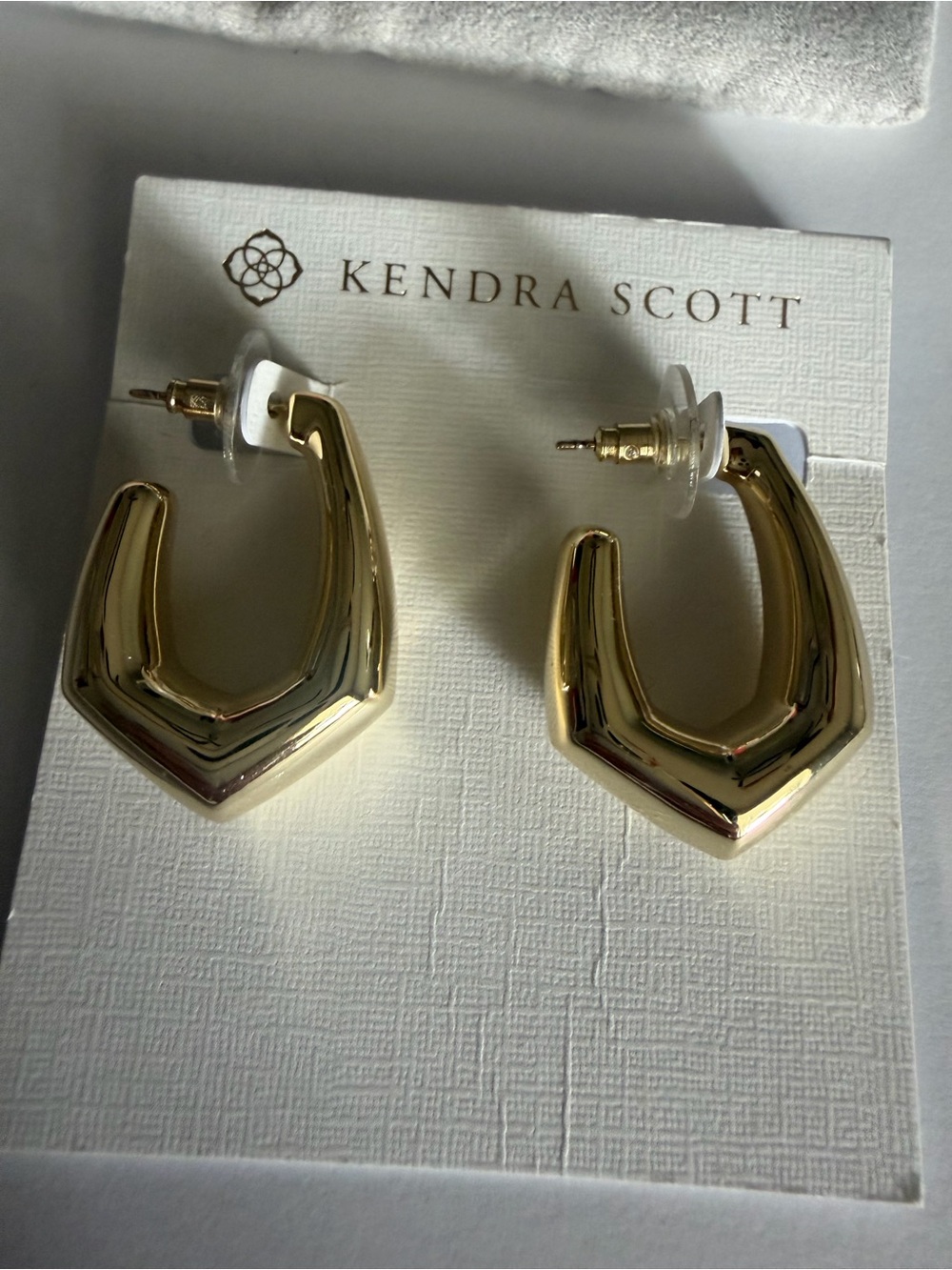 Kendra Scott Polished Gold Chevron Sculpted Hoop Earrings
